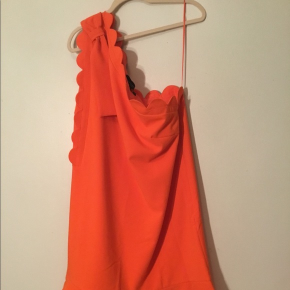 Victoria Beckham Orange Scalloped Ruffle Dress - Picture 2 of 6